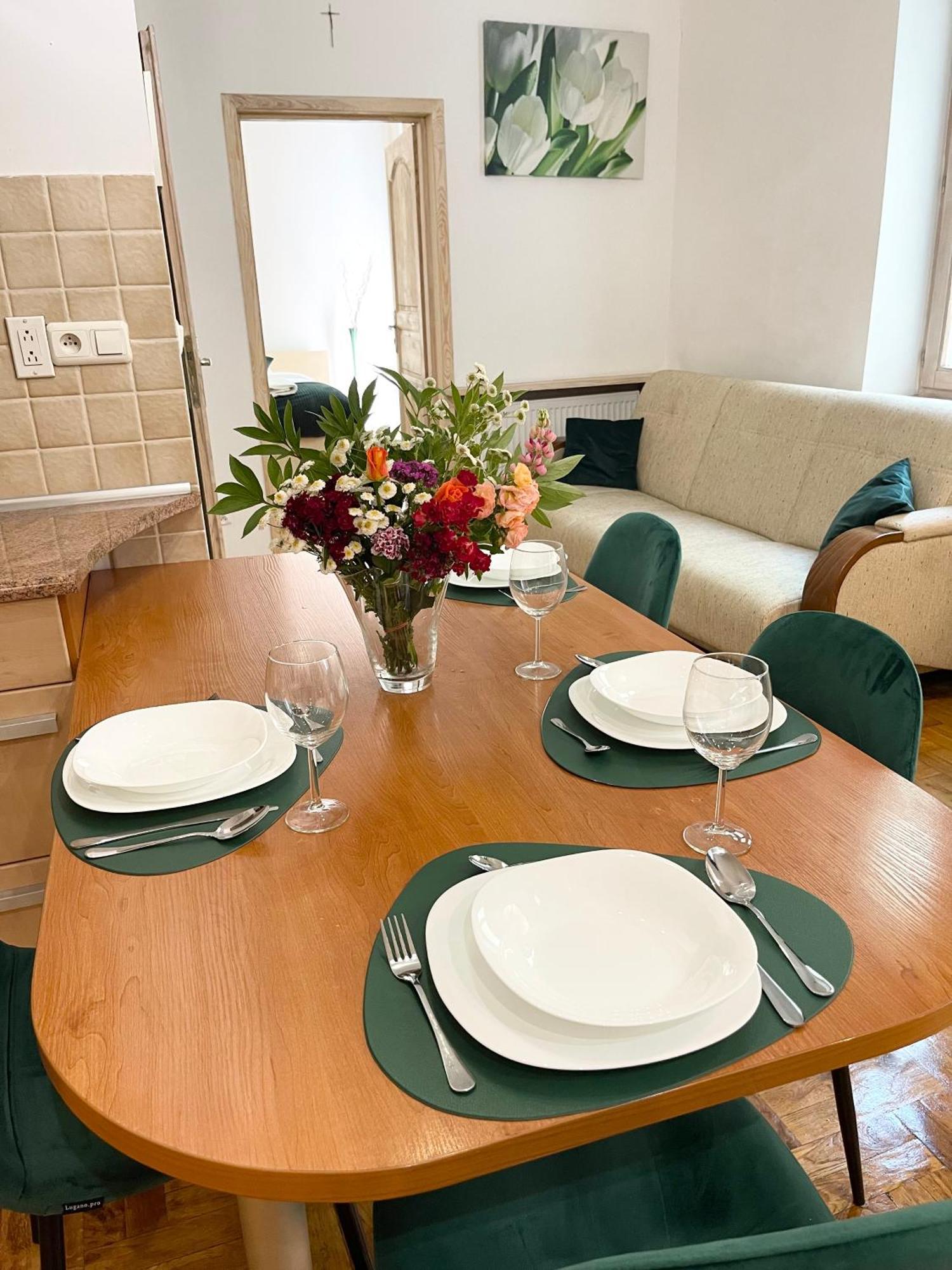 Marka Apartment 8 クラクフ エクステリア 写真