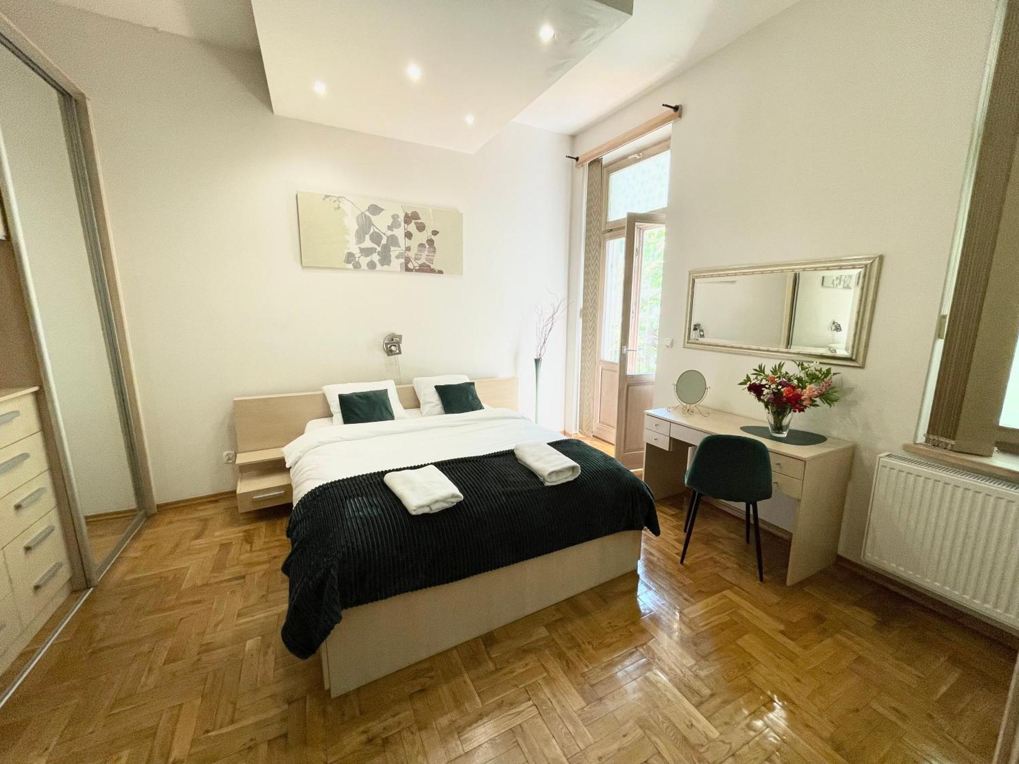 Marka Apartment 8 クラクフ エクステリア 写真